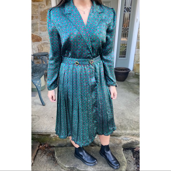 Vintage Dresses & Skirts - Vintage 80s Emerald Faux Wrap Dress